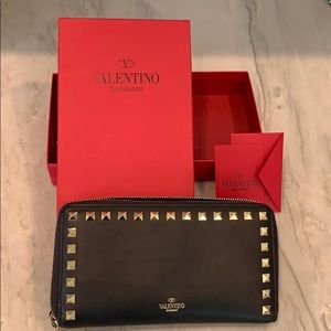 Valentino Rockstud Wallet